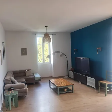 Апартаменты Les Beaux Chais Бокер